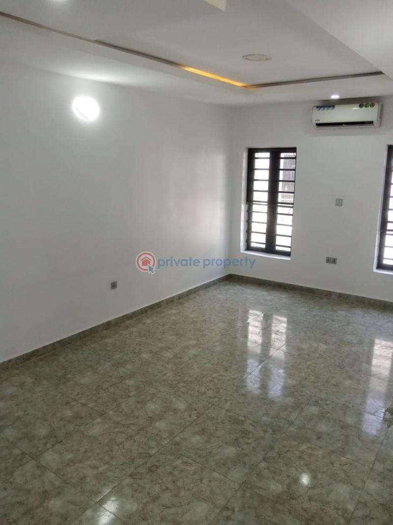 2 bedroom Block Of Flats For Rent Conservation Center Along Lekki Expressway Lagos - 1