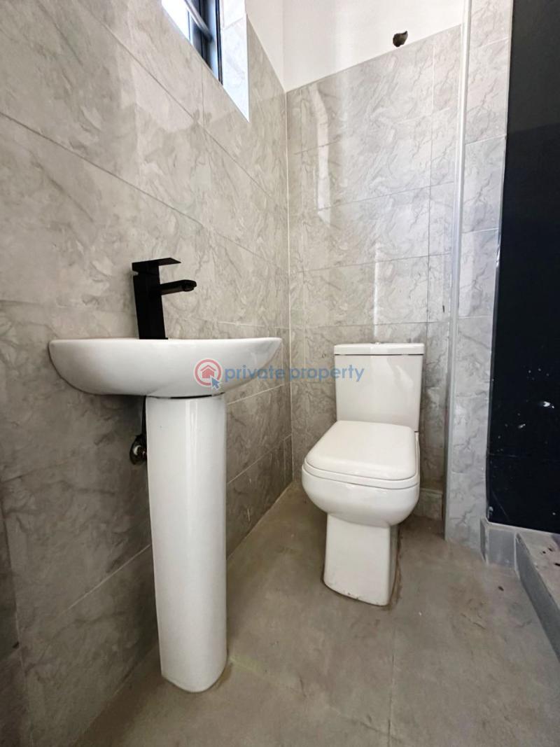 2 bedroom Flat & Apartment For Sale Lekki Phase 1 Lagos - 3