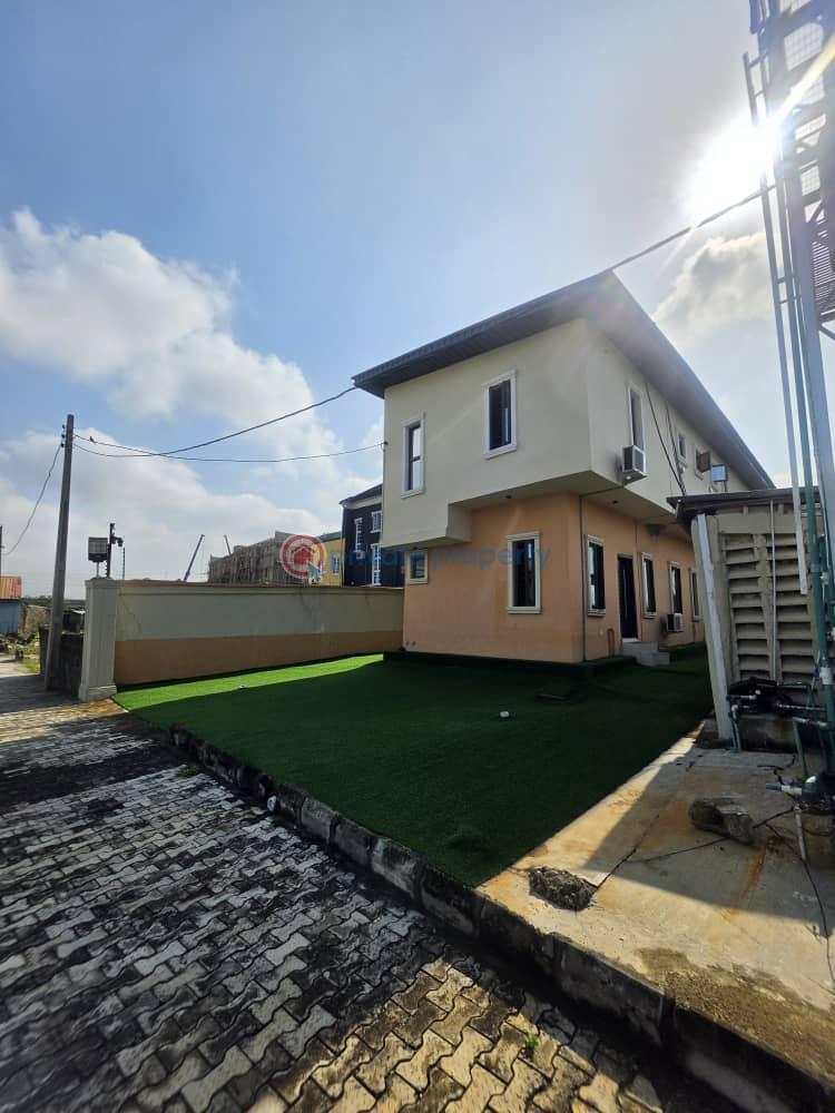 2 bedroom Duplex For Sale Mende Maryland Lagos - 0