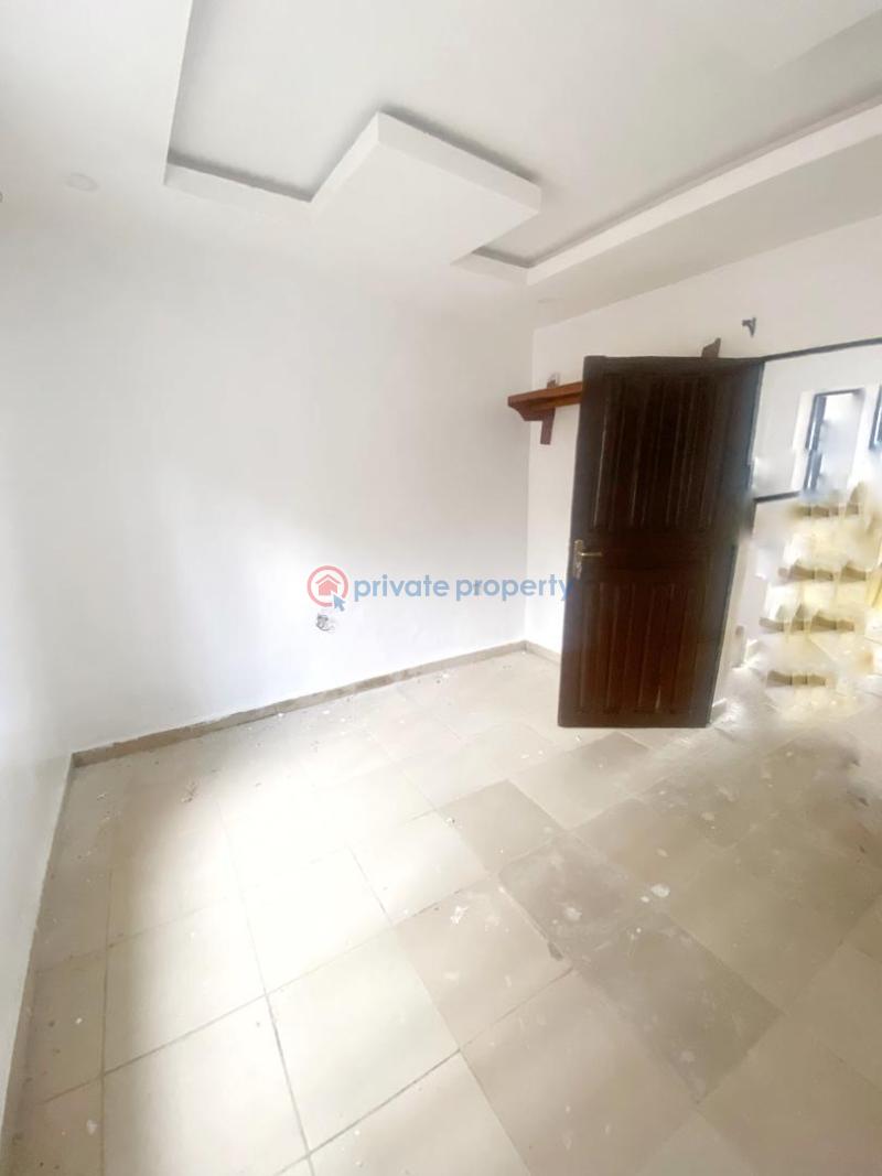 2 bedroom Block Of Flats For Rent Olowora Ojodu Lagos - 4