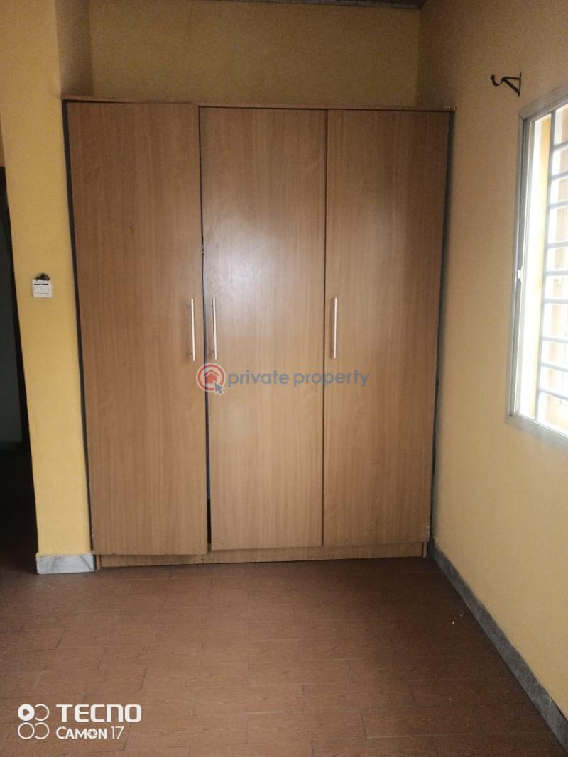 For rent 3 bedroom Flat & Apartment Magodo Brooks Estate Off Cmd Road