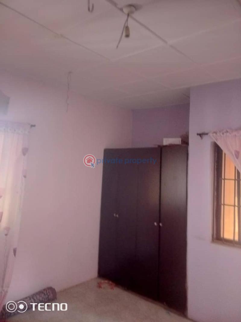 3 bedroom Block Of Flats For Rent United Estate Berger Ojodu Lagos - 3