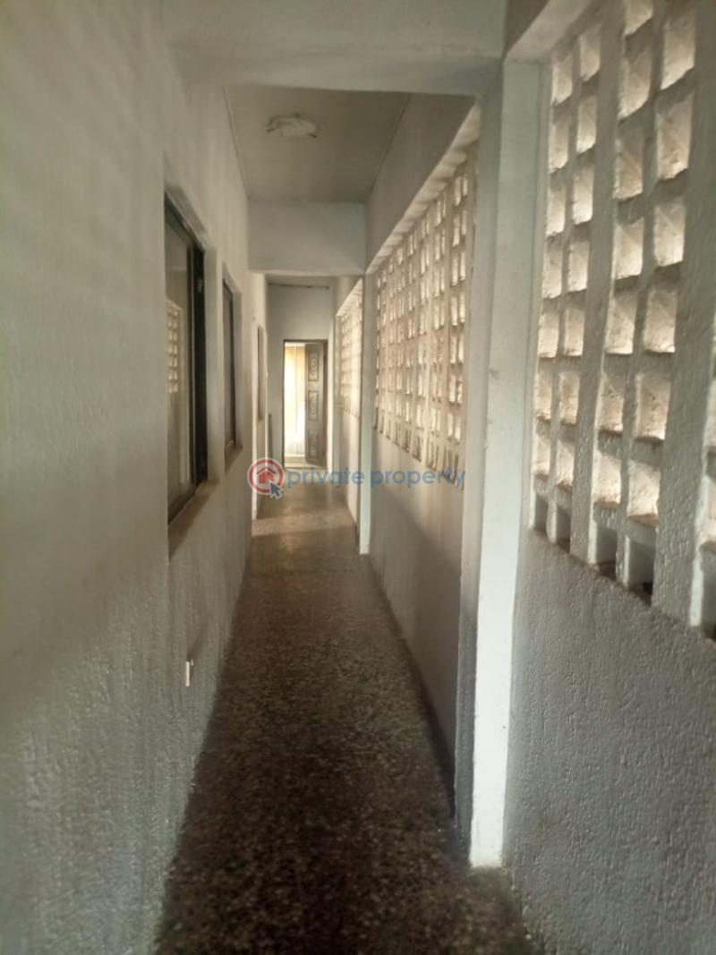 3 bedroom Block Of Flats For Rent Magodo Phase2 Magodo GRA Phase 1 Ojodu Lagos - 1