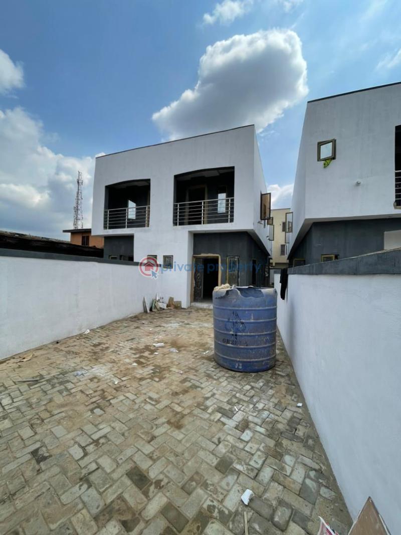 3 bedroom Block Of Flats For Sale Olowora Ojodu Lagos - 0