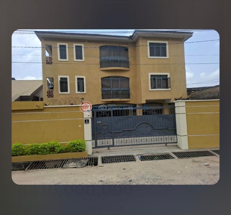 Townhouse For Sale Off Pedro Road, Gbagada Gbagada Lagos - 9