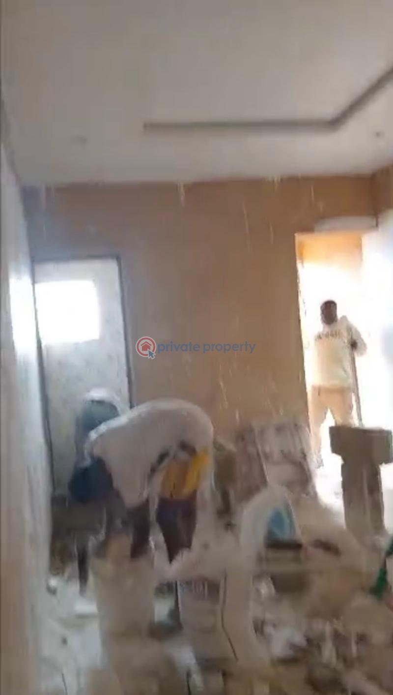1 bedroom Mini Flat For Rent Iponri Surulere Lagos - 0