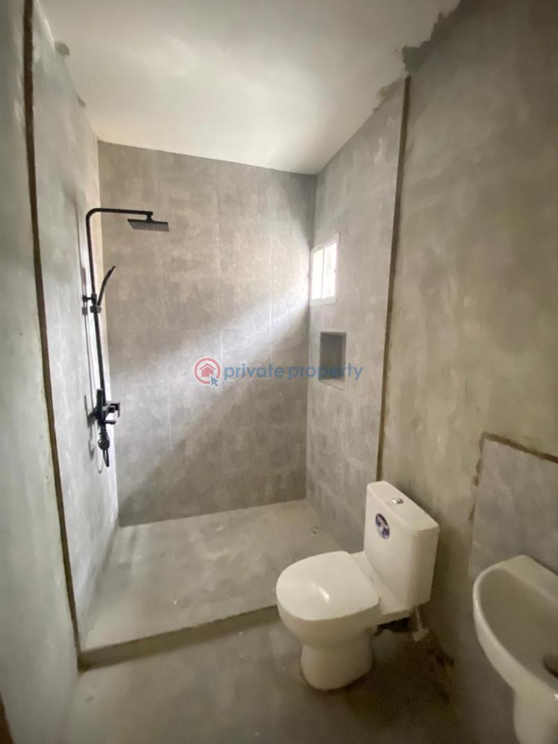 A luxurious 2 bedroom apartment with communal pool & elevator - 4 2 bedroom Block Of Flats For Sale Ikate Elegushi Lekki Lagos - 4