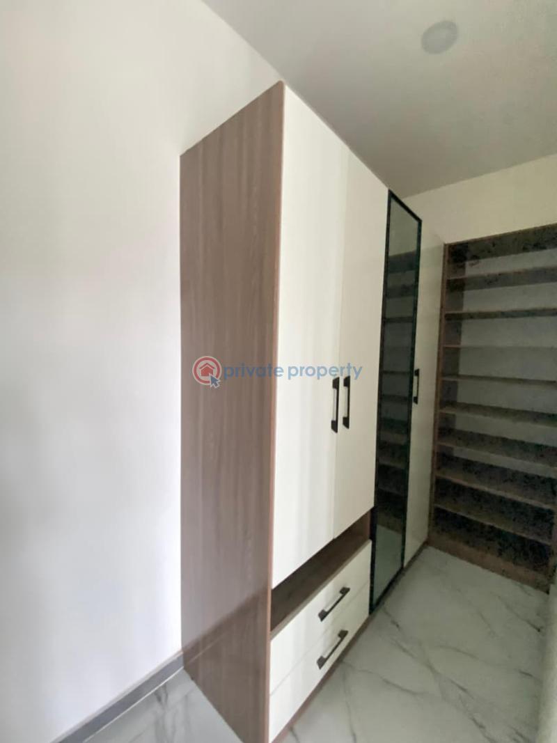 4 bedroom Terraced Duplex For Sale Freedom Way Lekki Phase 1 Lagos - 6