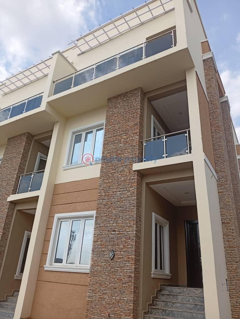 4 bedroom Terraced Duplex For Sale Guzape Abuja Phase 1  - 7