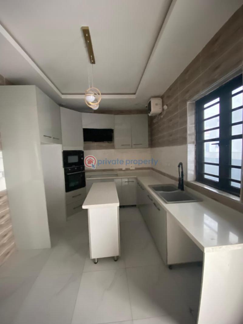 5 bedroom Semi detached Duplex For Sale Freedom Way Lekki Phase 1 Lagos - 15