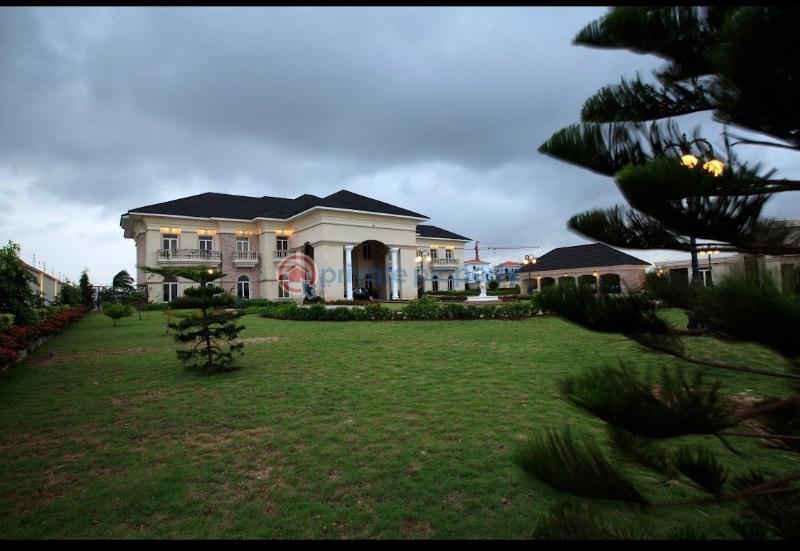 7 bedroom Maisonette For Sale Banana Island Ikoyi Lagos - 2