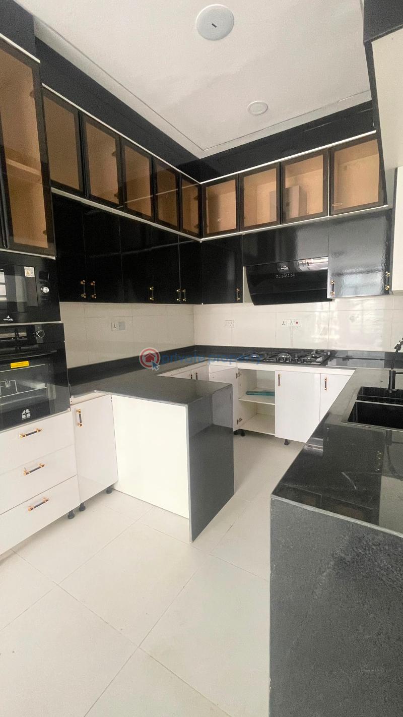 4 bedroom Semi detached Duplex For Sale Ikota Lekki Lagos - 3
