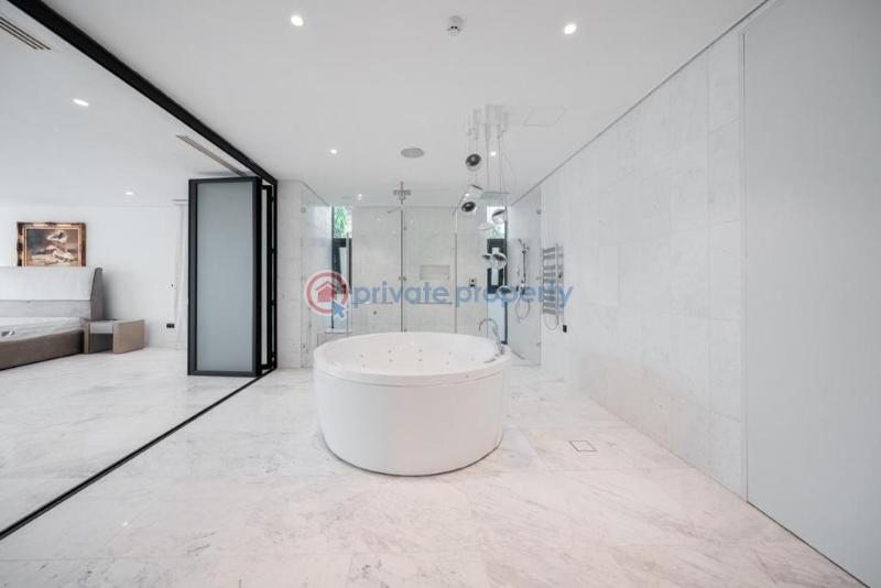 6 bedroom Detached Duplex For Sale Banana Island Ikoyi Lagos - 31