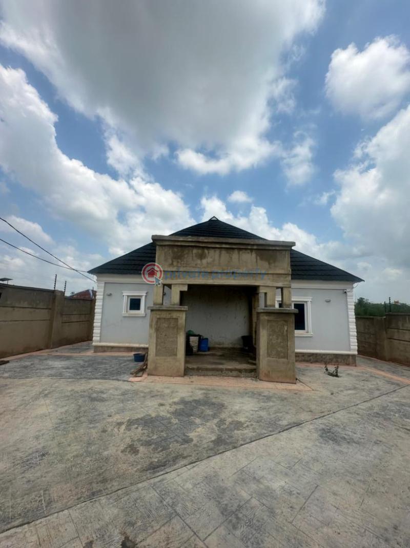 3 bedroom Bungalow For Sale Located At Olorunda, Akobo Ojurin, Akobo Ibadan Oyo - 3
