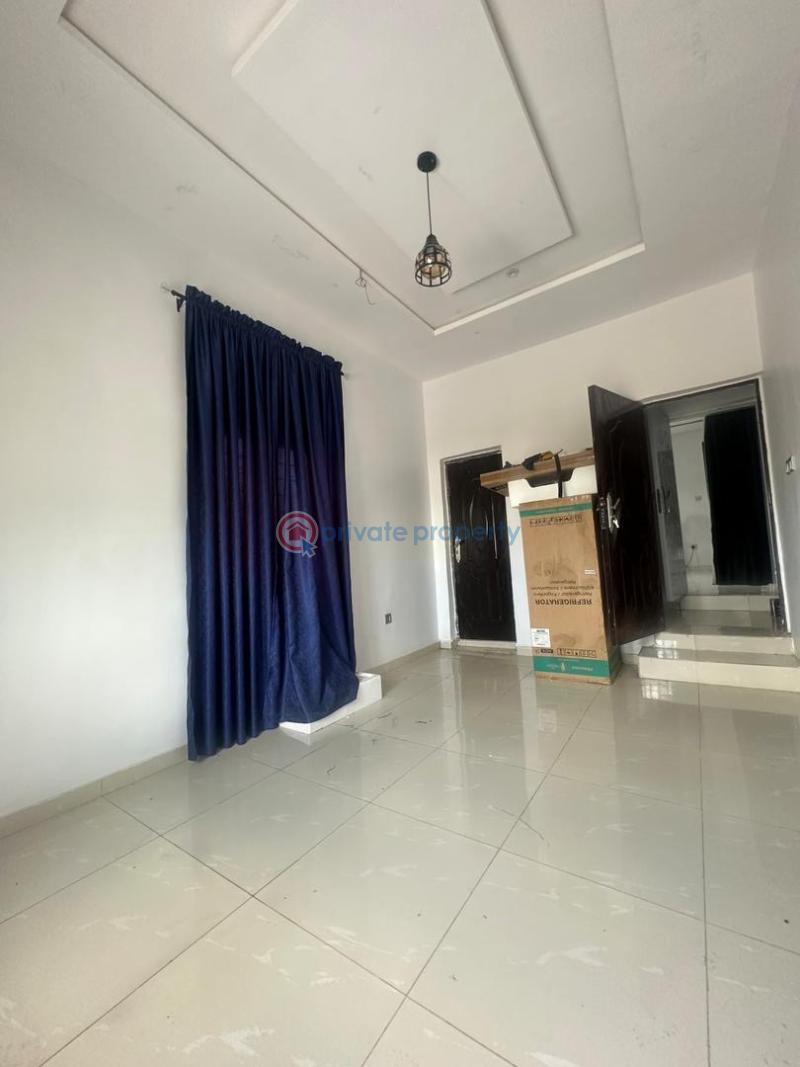 3 bedroom Bungalow For Sale Located At Olorunda, Akobo Ojurin, Akobo Ibadan Oyo - 8