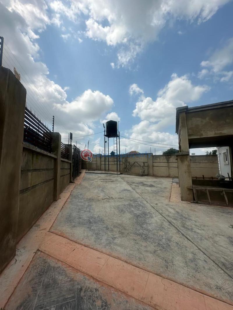 3 bedroom Bungalow For Sale Located At Olorunda, Akobo Ojurin, Akobo Ibadan Oyo - 1