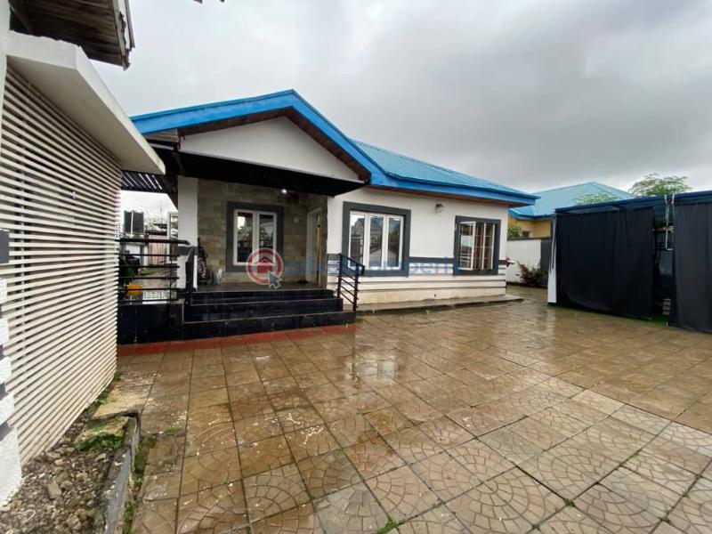 For rent 3 bedroom Bungalow Suncity Estate Galadimawa Abuja Phase 3