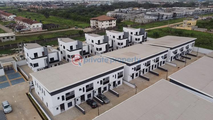 3 bedroom Terrace For Sale Lekki Expressway Lagos - 1