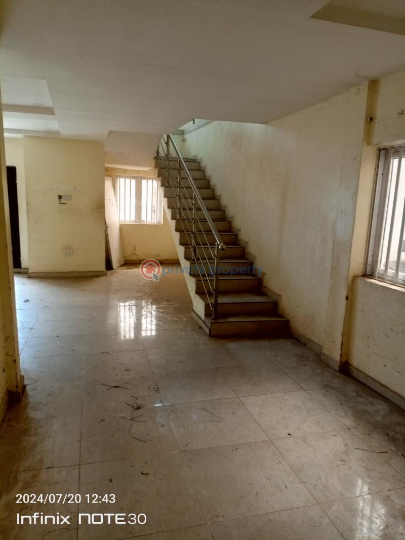 A luxury 4bedroom semi-detached duplex - 13 4 bedroom Semi detached Duplex For Sale Off Adeniran Ogunsanya Avenue Surulere Lagos - 13