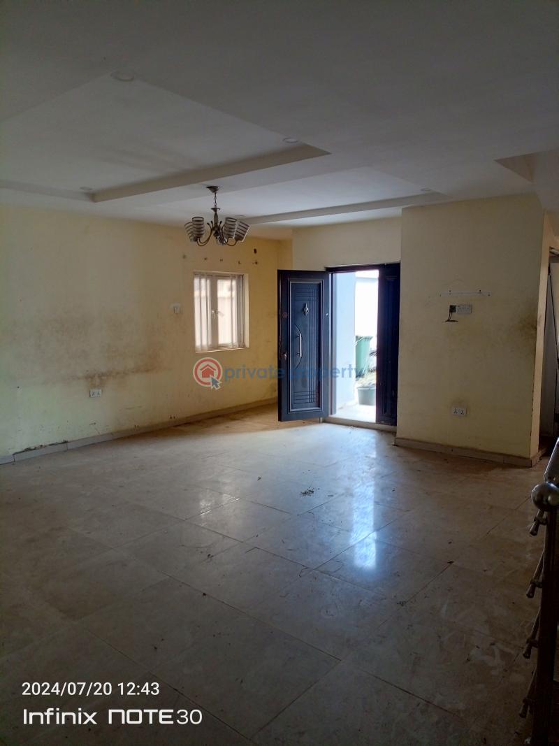 A luxury 4bedroom semi-detached duplex - 12 4 bedroom Semi detached Duplex For Sale Off Adeniran Ogunsanya Avenue Surulere Lagos - 12