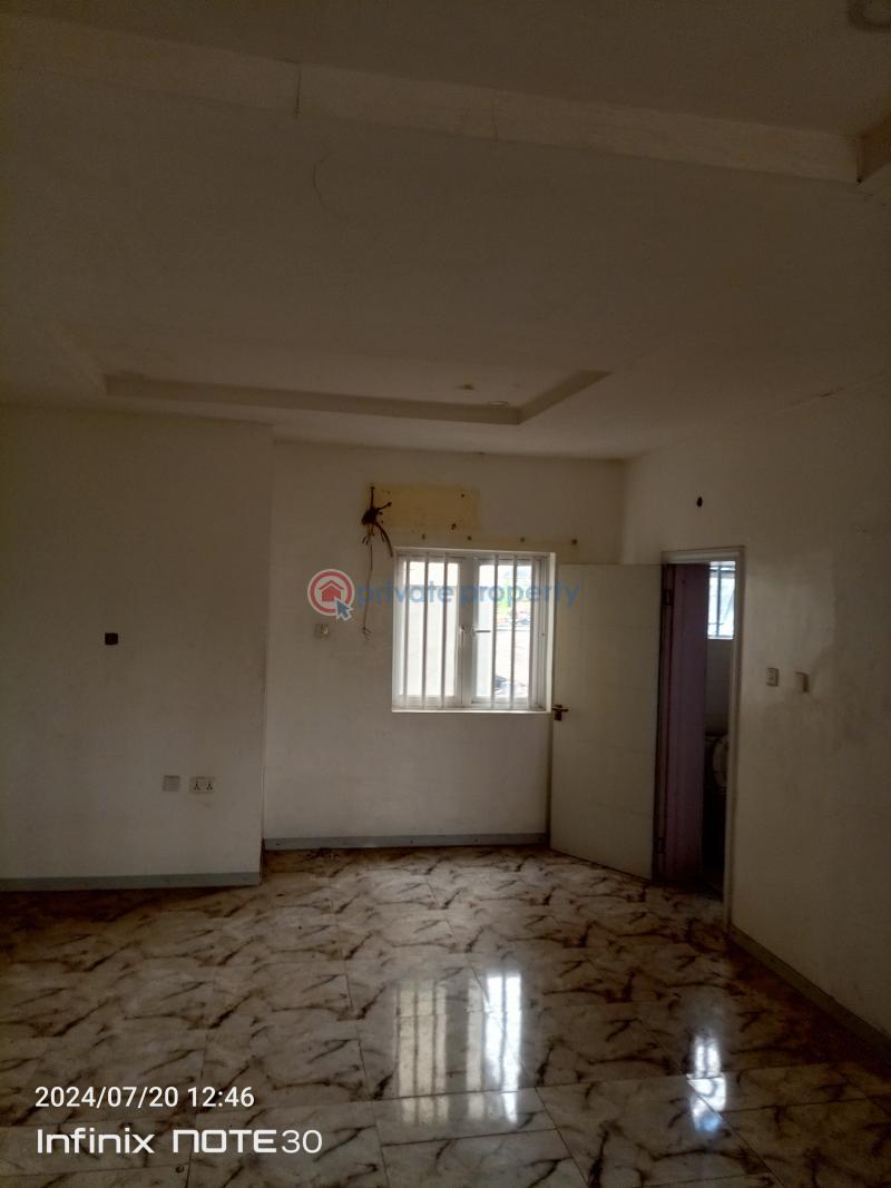 A luxury 4bedroom semi-detached duplex - 11 4 bedroom Semi detached Duplex For Sale Off Adeniran Ogunsanya Avenue Surulere Lagos - 11