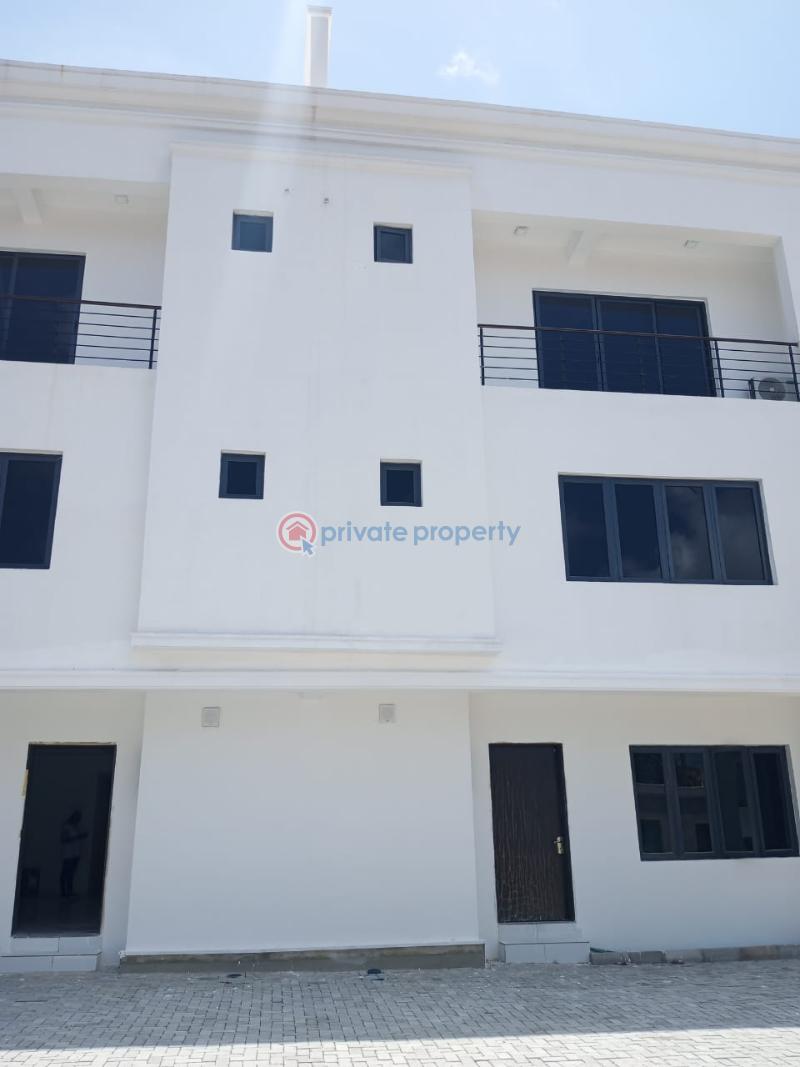 4 bedroom Terrace For Rent Laying Ajayi Bembe Street Ikoyi Lagos