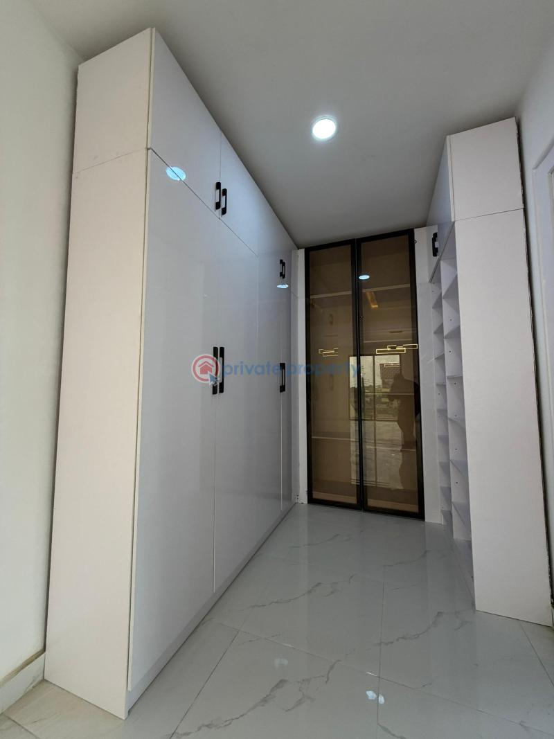 A luxury 5 bedroom detached duplex penthouse + bq + 10kva solar inverter - 18 5 bedroom Detached Duplex For Sale Yemoja Street, Oluyole, Ibadan Oyo - 18