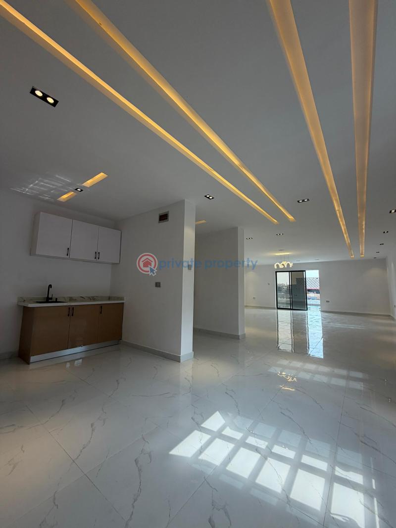 A luxury 5 bedroom detached duplex penthouse + bq + 10kva solar inverter - 11 5 bedroom Detached Duplex For Sale Yemoja Street, Oluyole, Ibadan Oyo - 11