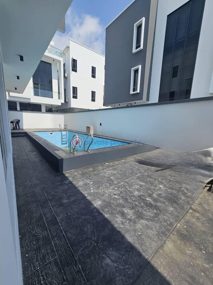 5 bedroom Duplex For Sale Off Admiralty Way Lekki Phase 1 Lagos - 14