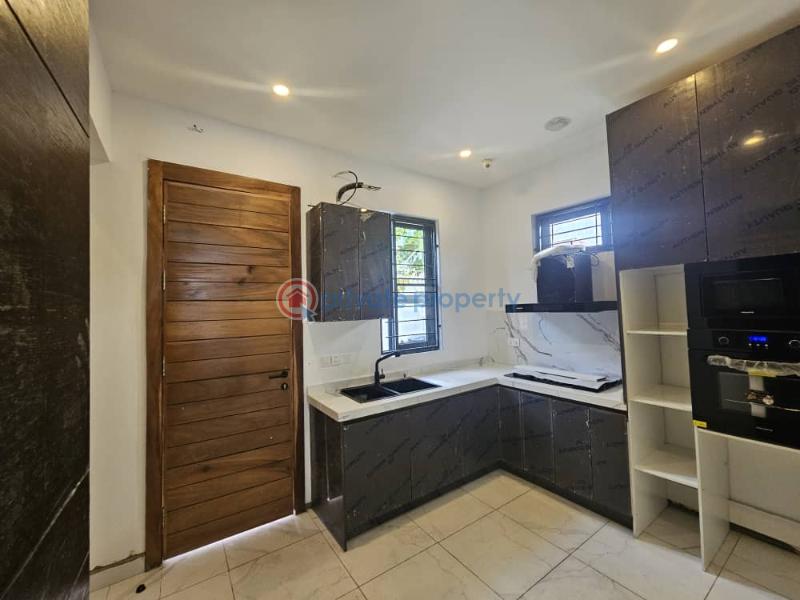 5 bedroom Duplex For Sale Off Admiralty Way Lekki Phase 1 Lagos - 18