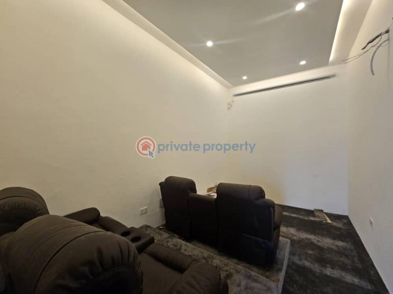 5 bedroom Duplex For Sale Off Admiralty Way Lekki Phase 1 Lagos - 11