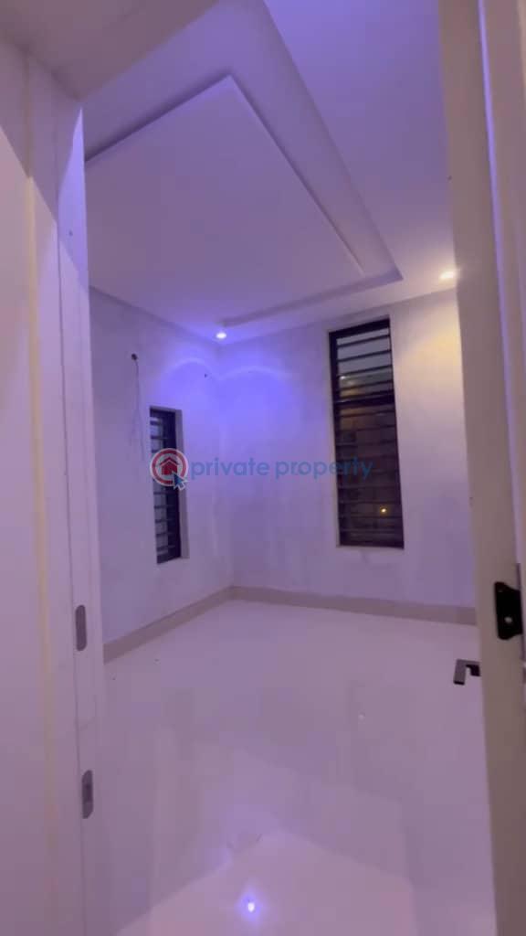 2 bedroom Flat & Apartment For Sale Old Bodija Bodija Ibadan Oyo - 5