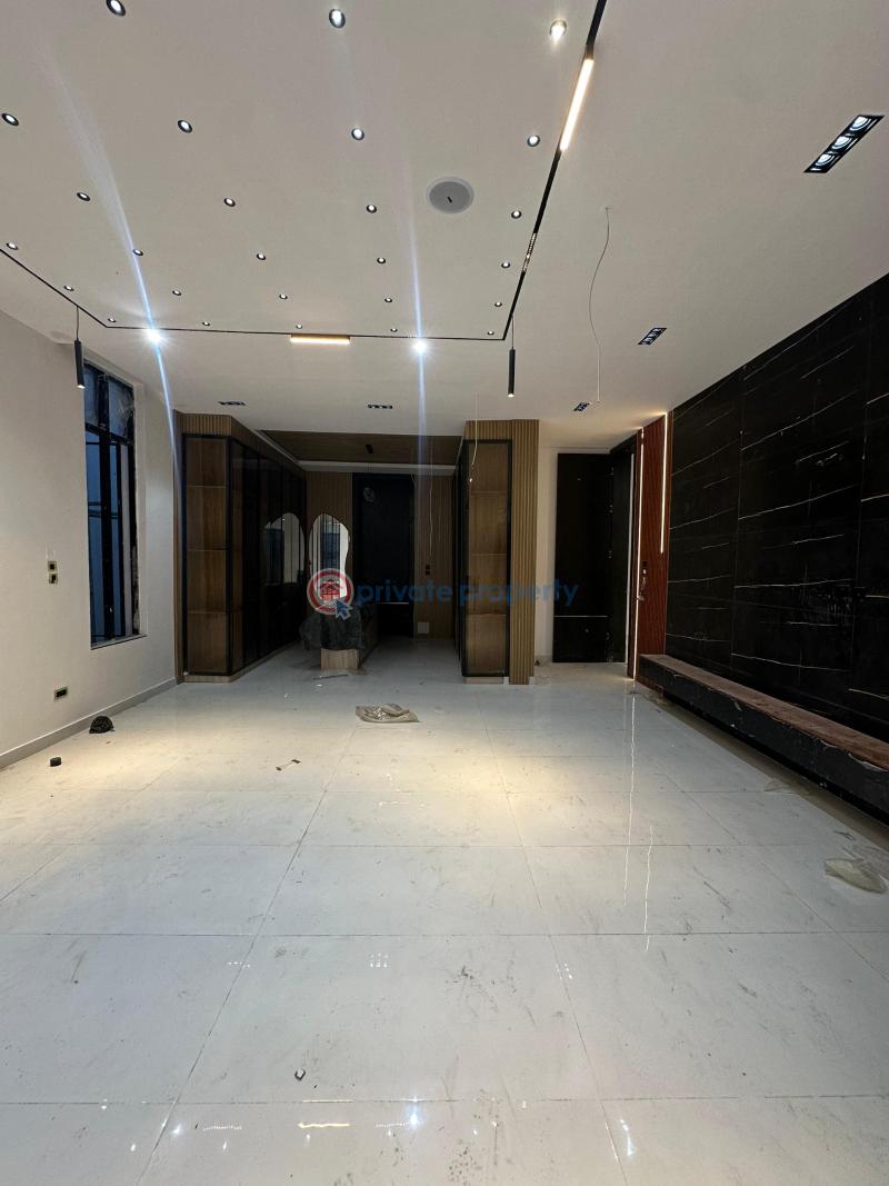 A luxury contemporary 5-bedroom fully detached duplex for sale chevron lekki - 8 5 bedroom Detached Duplex For Sale Chevron Lekki Chevron Drive Lekki Lagos - 8