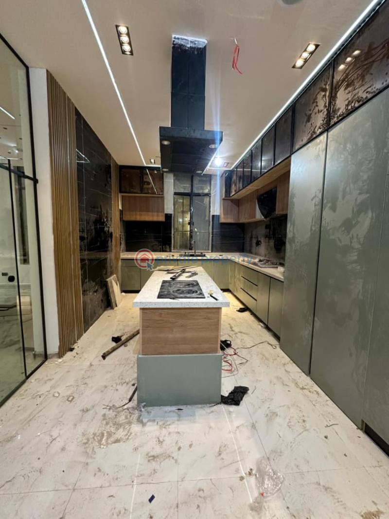 A luxury contemporary 5-bedroom fully detached duplex for sale chevron lekki - 10 5 bedroom Detached Duplex For Sale Chevron Lekki Chevron Drive Lekki Lagos - 10