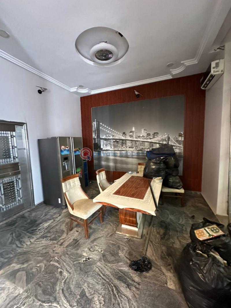 5 bedroom Detached Duplex For Rent Aerodrome Gra Samonda Ibadan Oyo - 9