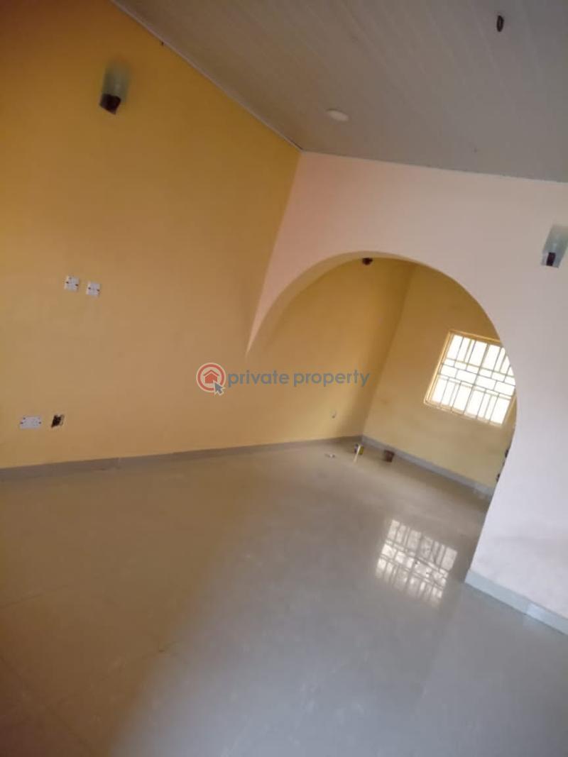 2 bedroom Flat & Apartment For Rent Becky Estate Phase 2 Close To City College Karu Abuja Phase 4  - 6