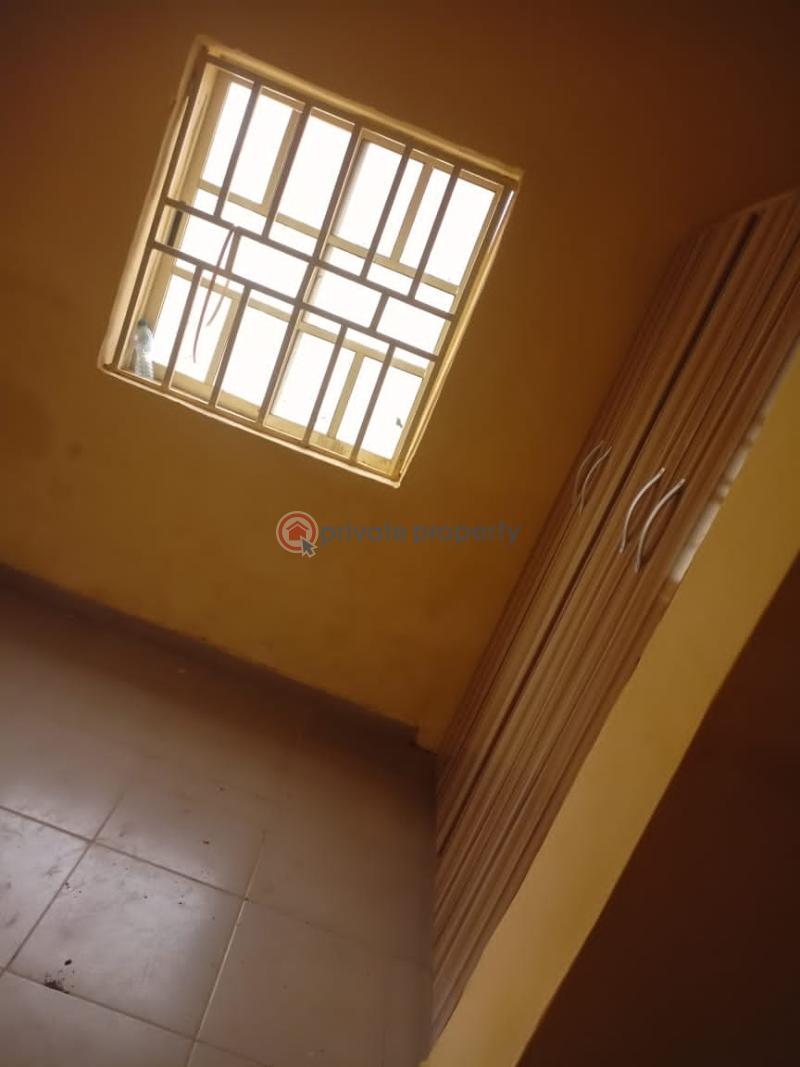 2 bedroom Flat & Apartment For Rent Becky Estate Phase 2 Close To City College Karu Abuja Phase 4  - 7