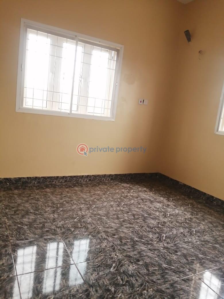 For rent 3 bedroom Flat & Apartment Kings Park Estate Games Village