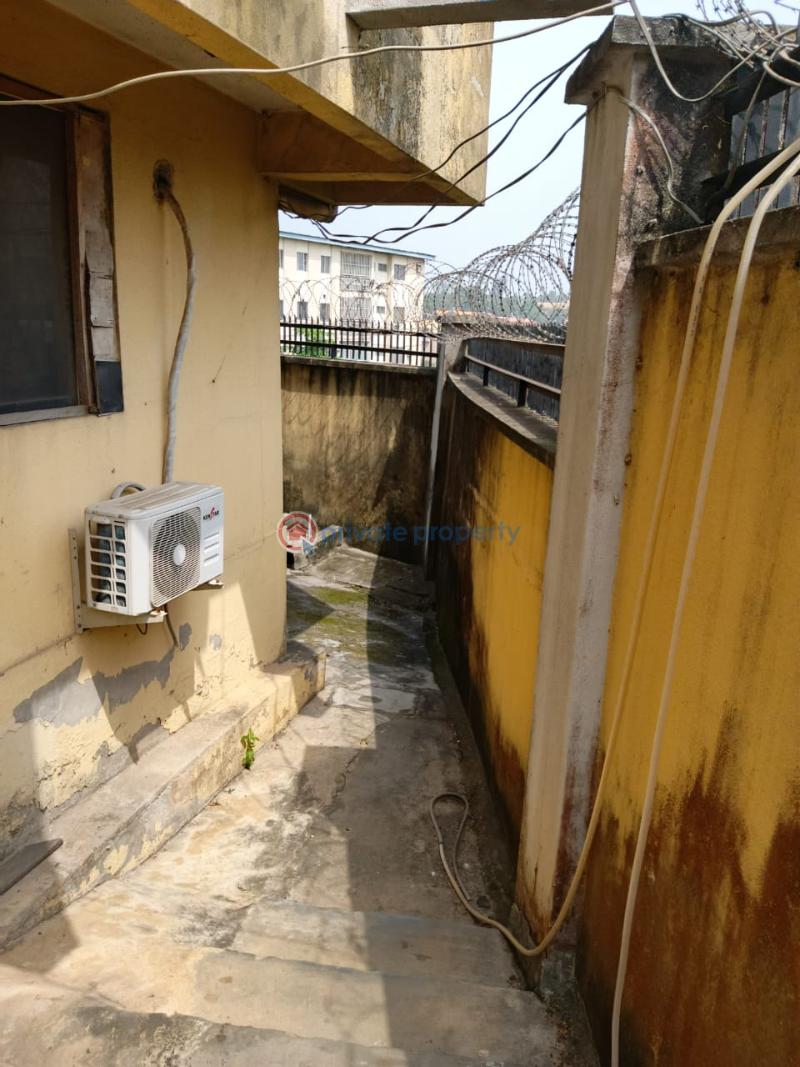 10 bedroom Detached Duplex For Sale Allen Avenue Ikeja Lagos - 10