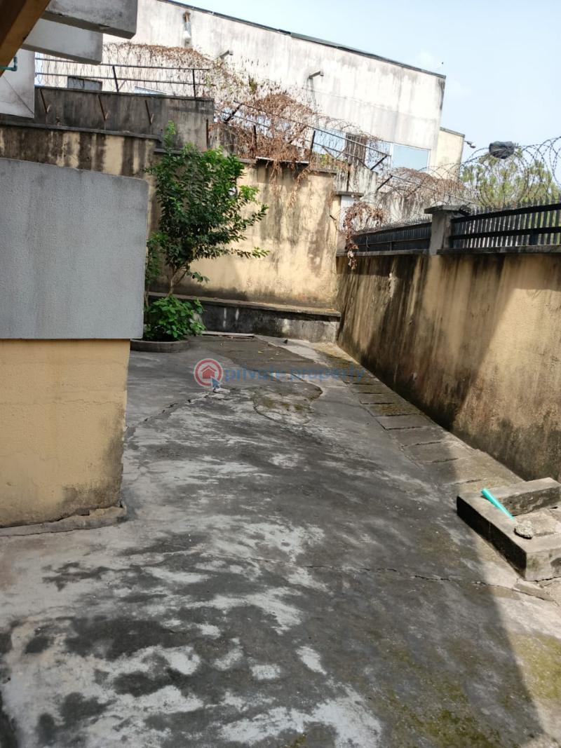 10 bedroom Detached Duplex For Sale Allen Avenue Ikeja Lagos - 7
