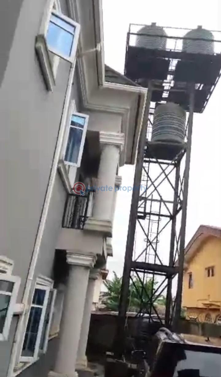 3 bedroom Block Of Flats For Sale At Gapiona, Oko Central Gra.benin City Benin Edo - 5