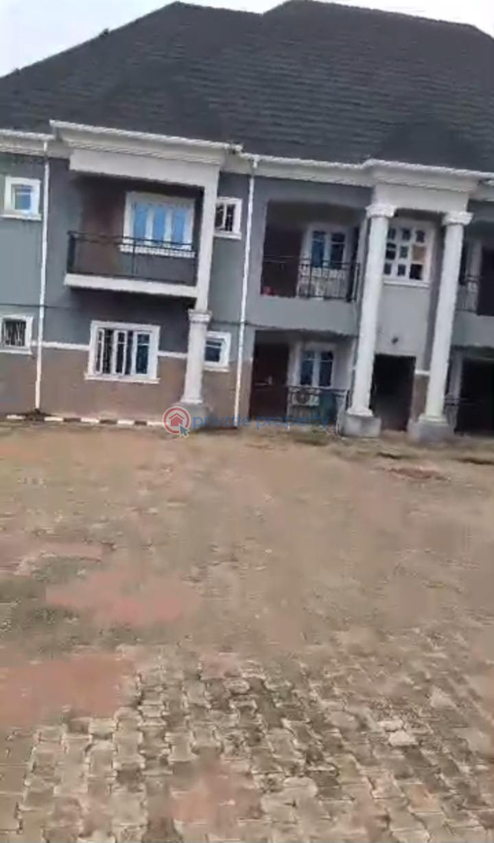 3 bedroom Block Of Flats For Sale At Gapiona, Oko Central Gra.benin City Benin Edo - 3