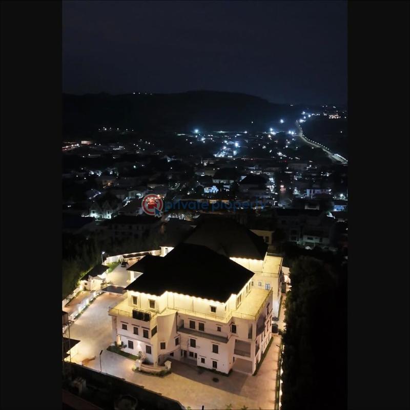 9 bedroom House For Sale Maitama Abuja Phase 1  - 8