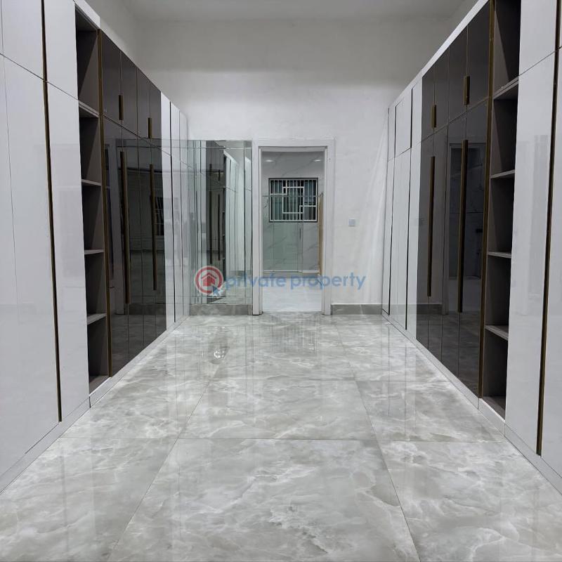 9 bedroom House For Sale Maitama Abuja Phase 1  - 2