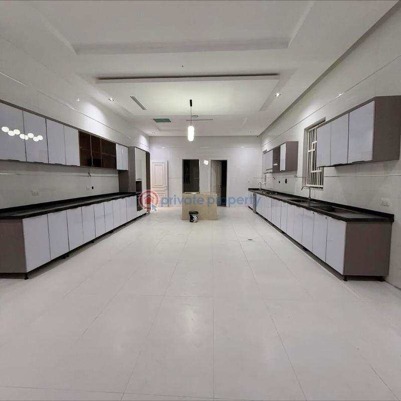 9 bedroom House For Sale Maitama Abuja Phase 1  - 6