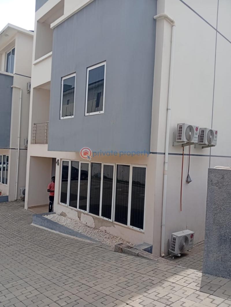 5 bedroom Terraced Duplex For Rent Guzape Abuja Phase 1  - 8