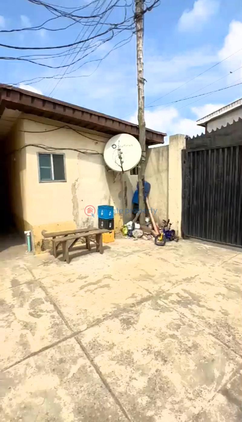 Block Of Flats For Sale Winfunke Estate, Ahmadiyya Lagos, Five Minutes To Abule Egba Abule Egba Lagos - 3