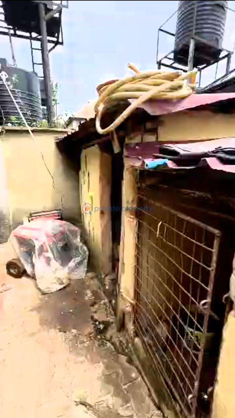 Block Of Flats For Sale Winfunke Estate, Ahmadiyya Lagos, Five Minutes To Abule Egba Abule Egba Lagos - 2