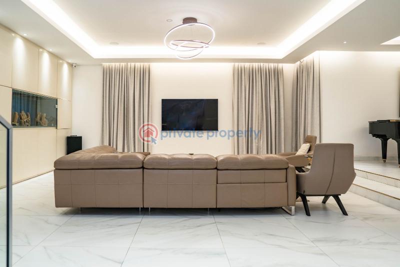 7 bedroom Duplex For Sale Northern Foreshore Estate Chevron Drive Lekki Lagos - 2