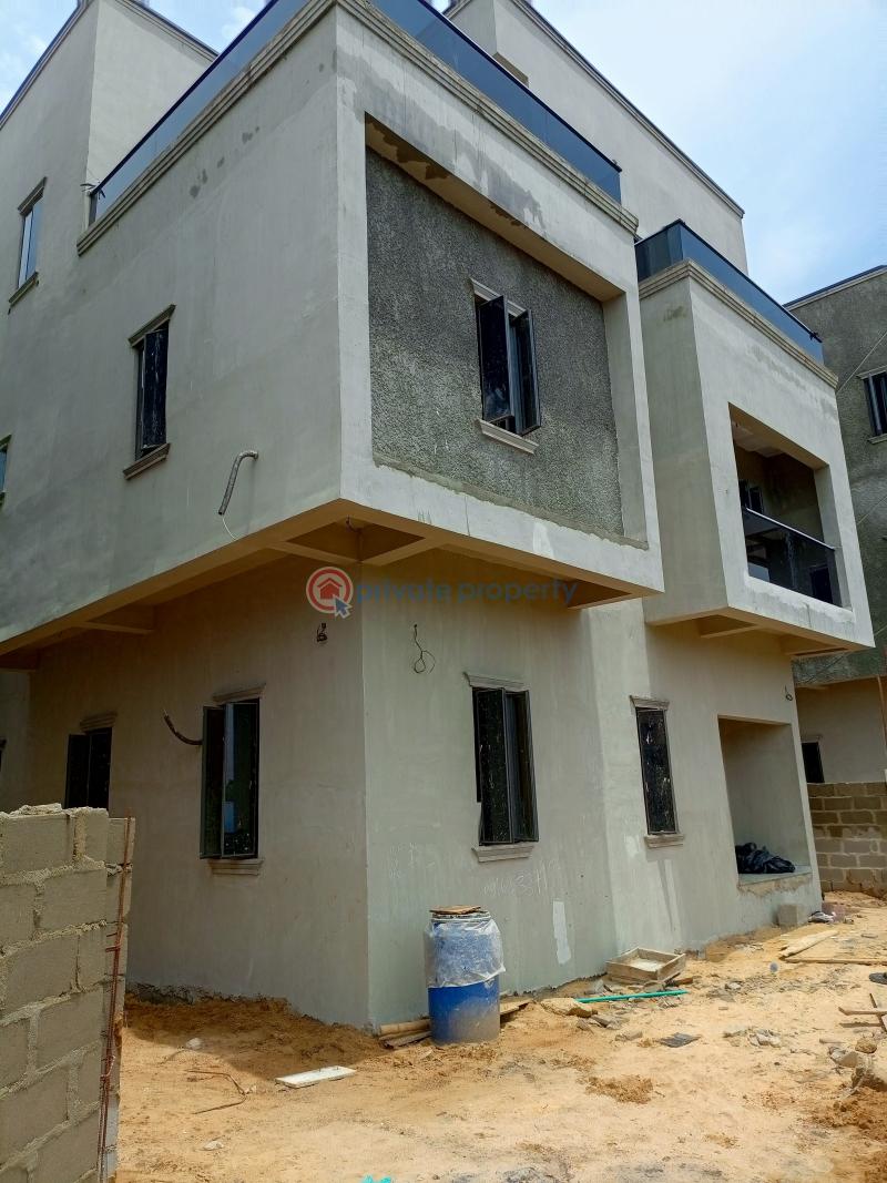 A mini estate with 4 units of newly built 5bedroom duplexes - 3 5 bedroom Detached Duplex For Sale Apple Estate Apple Junction Amuwo Odofin Lagos - 3